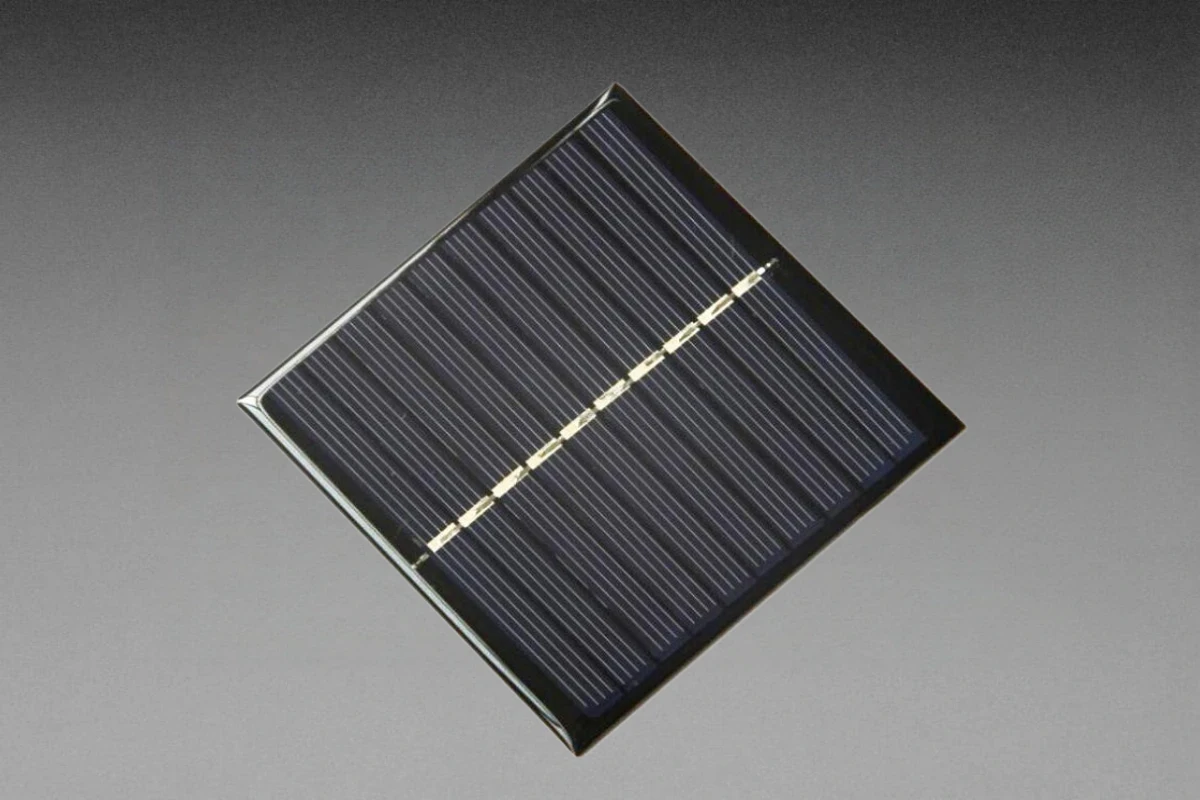 High efficiency 5V mini solar panel for LED lights, USB charging and DIY electronics